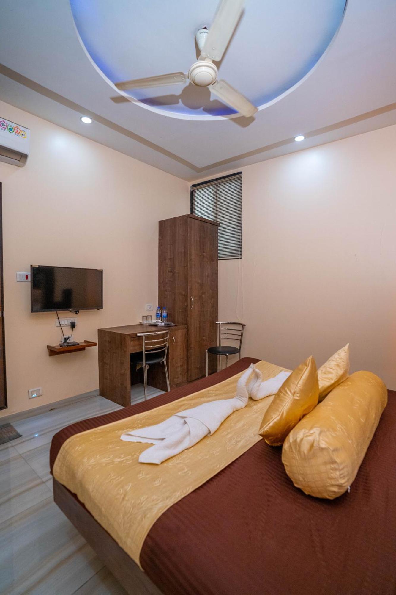 Hotel Royce Executive Near Us Consulate, Bandra Kurla Complex Mumbai Exteriör bild