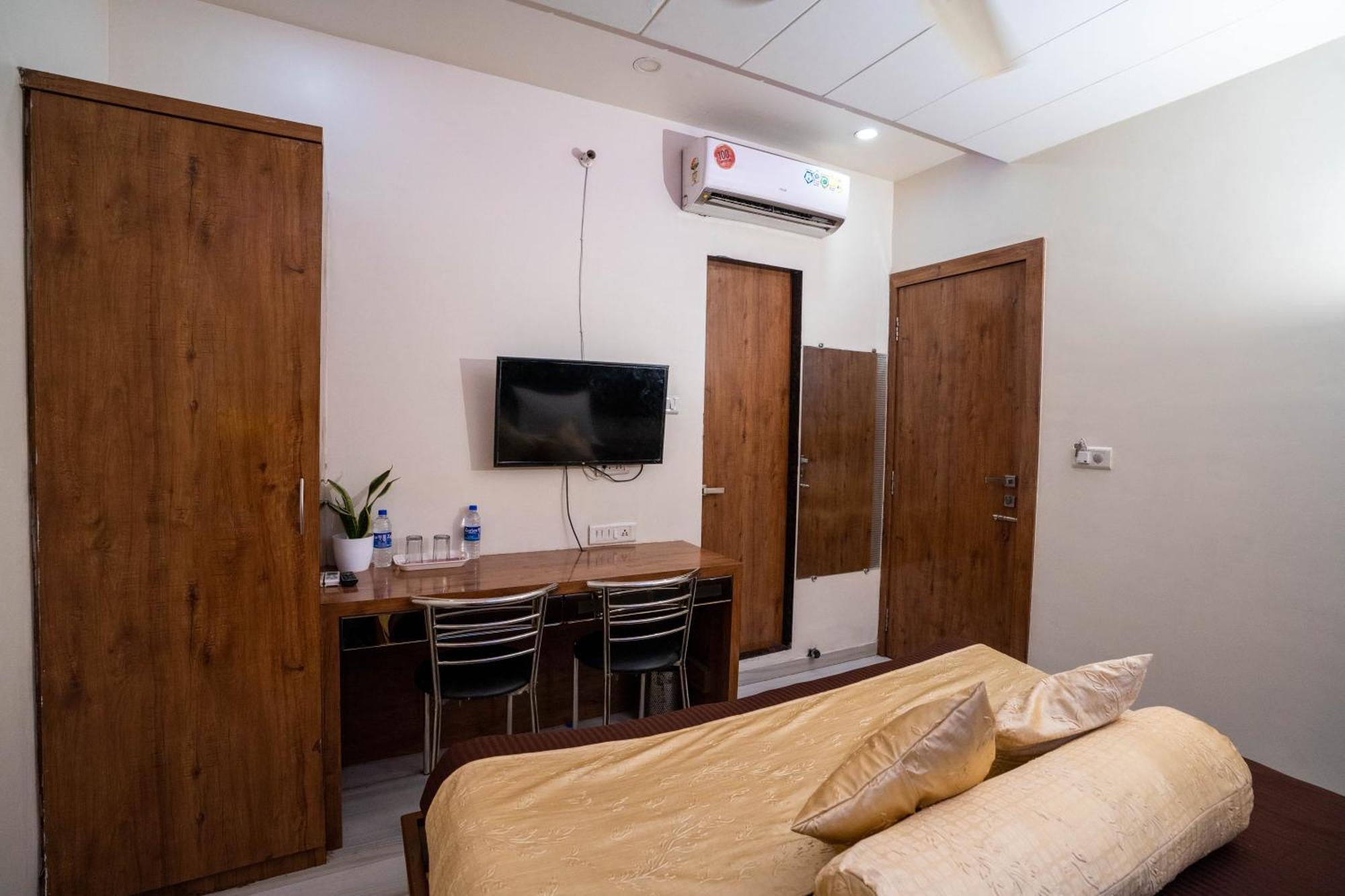 Hotel Royce Executive Near Us Consulate, Bandra Kurla Complex Mumbai Exteriör bild