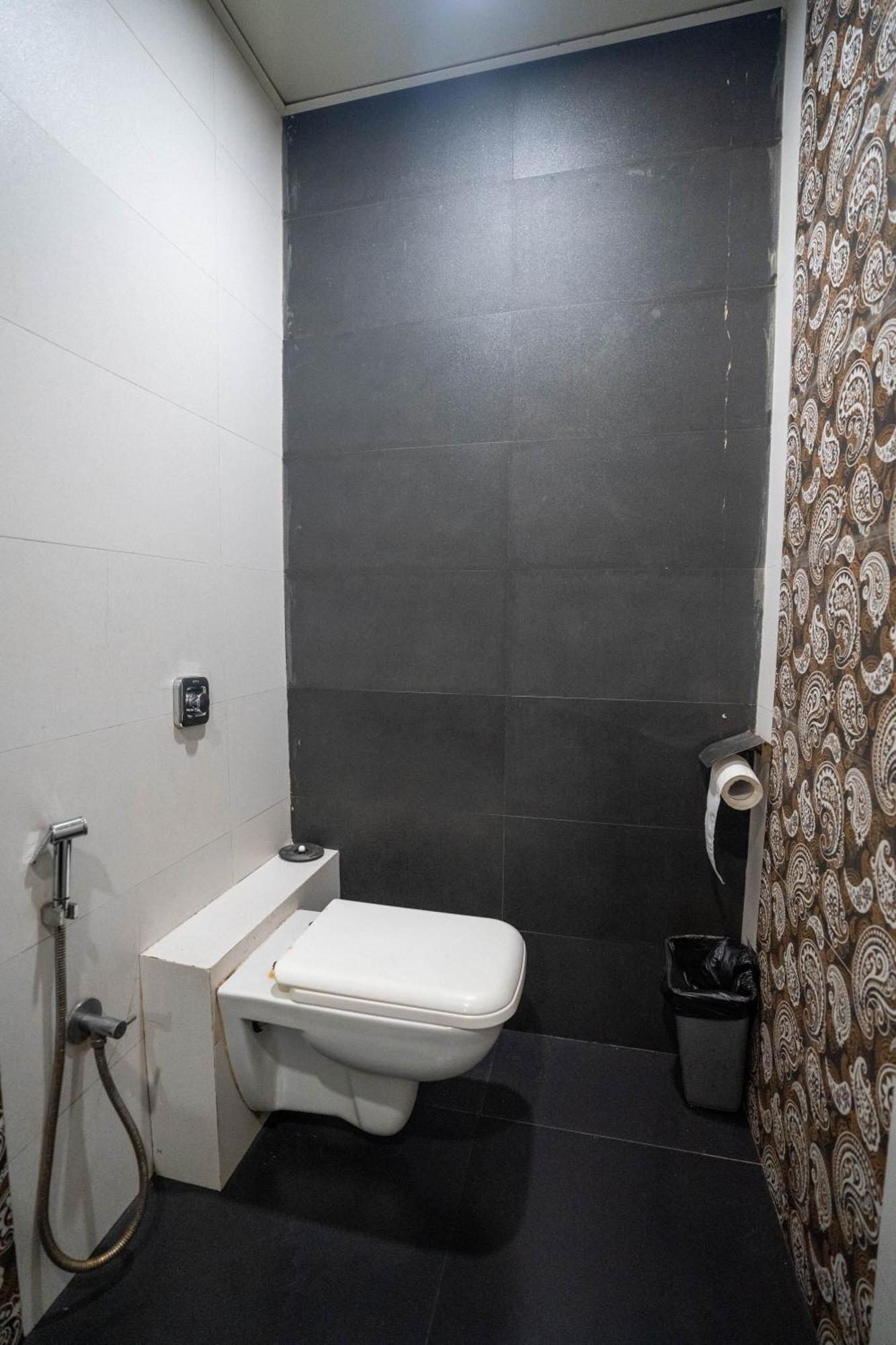 Hotel Royce Executive Near Us Consulate, Bandra Kurla Complex Mumbai Exteriör bild