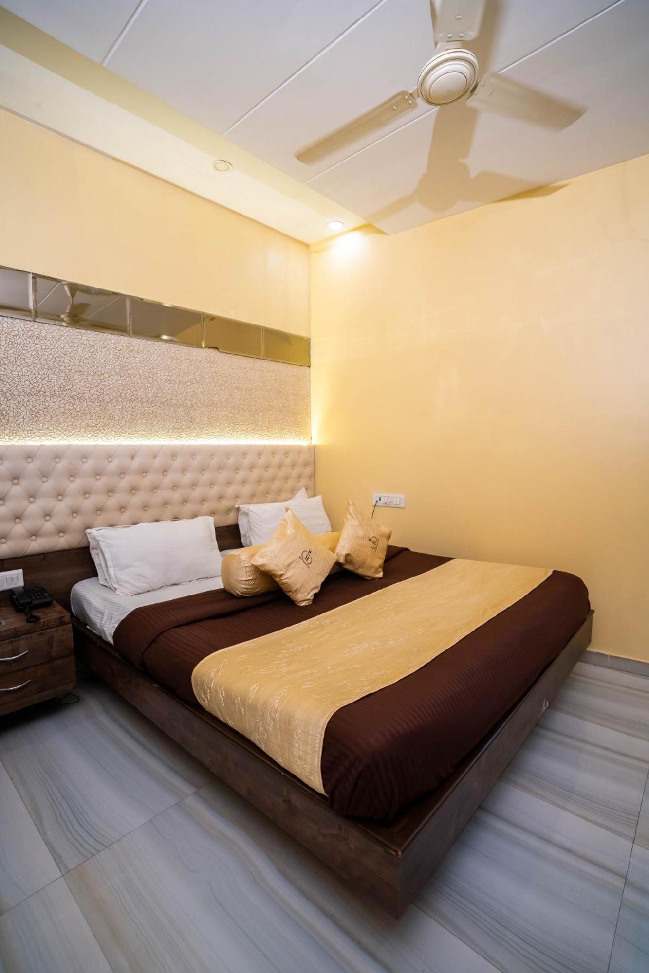 Hotel Royce Executive Near Us Consulate, Bandra Kurla Complex Mumbai Exteriör bild